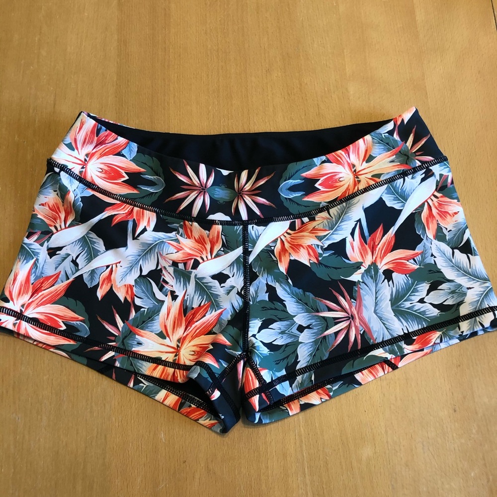 VULL champion shorts